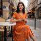 👗 Blumiges Kleid mit V-Ausschnitt – 50% ZNIŻKI! OFERTA LIMITOWANA!💃✨ Elegancki fason, twist w talii i kwiatowy wzór – idealny na lato, wesela i codzienne stylizacje. Lekka, zwiewna i pełna kobiecego uroku. Pasuje na każdą okazję! 🌸☀️